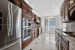 3000 Island Blvd, Aventura, FL 33160 - Photo 17