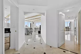 3000 Island Blvd, Aventura, FL 33160 - Photo 7