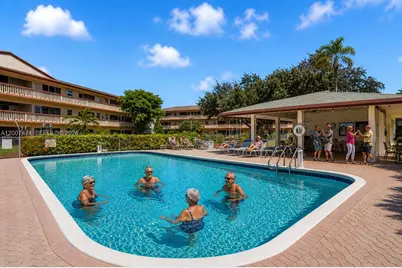 5300 Washington St #H137, Hollywood, FL 33021 - Photo 9
