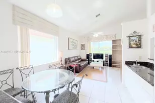 1510 W Lacosta Dr W, Pembroke Pines, FL 33027 - Photo 9