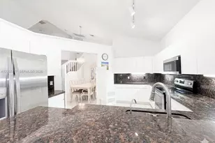 1510 W Lacosta Dr W, Pembroke Pines, FL 33027 - Photo 11