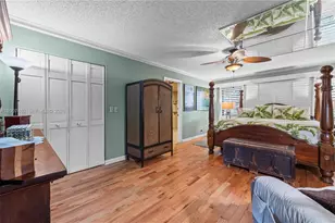 10651 SW 27th St, Davie, FL 33328 - Photo 37