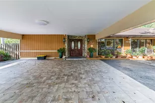 10651 SW 27th St, Davie, FL 33328 - Photo 3