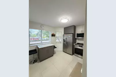 7265 NW 173rd Dr #712-7, Hialeah, FL 33015 - Photo 11