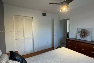 7265 NW 173rd Dr, Hialeah, FL 33015 - Photo 9