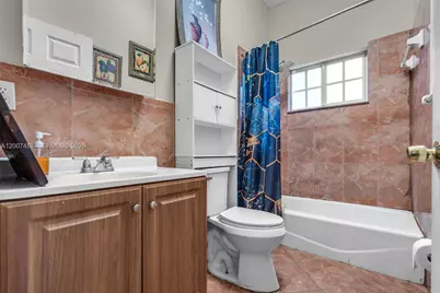1320 NE 135th St, North Miami, FL 33161 - Photo 11