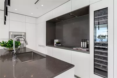 300 Biscayne Blvd Way #2802, Miami, FL 33131 - Photo 75