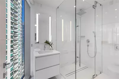 300 Biscayne Blvd Way #2802, Miami, FL 33131 - Photo 89