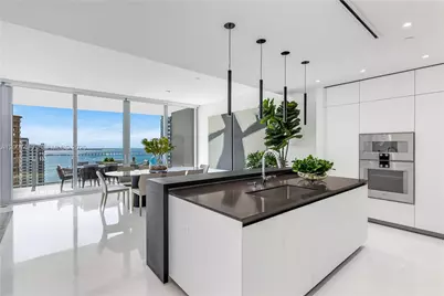300 Biscayne Blvd Way #2802, Miami, FL 33131 - Photo 15