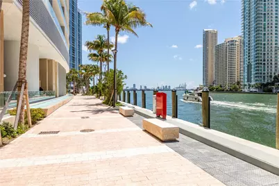 300 Biscayne Blvd Way #2802, Miami, FL 33131 - Photo 29