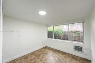 410 Pinecrest Dr, Miami Springs, FL 33166 - Photo 11