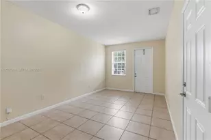 3166 NE 11th St, Homestead, FL 33033 - Photo 5