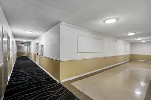 3725 S Ocean Dr, Hollywood, FL 33019 - Photo 29