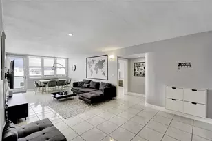 3725 S Ocean Dr, Hollywood, FL 33019 - Photo 5