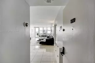 3725 S Ocean Dr, Hollywood, FL 33019 - Photo 21