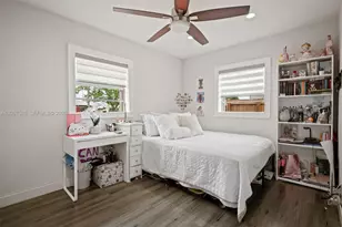 6870 Thomas St, Hollywood, FL 33024 - Photo 19
