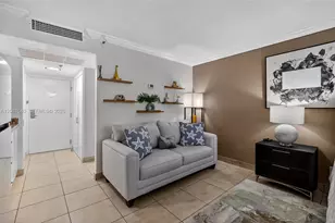 19201 Collins Ave, Sunny Isles Beach, FL 33160 - Photo 9