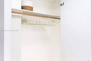 19201 Collins Ave, Sunny Isles Beach, FL 33160 - Photo 11