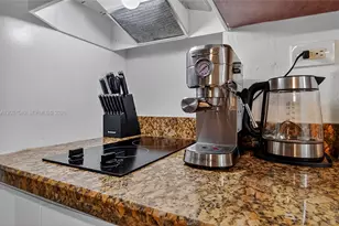 19201 Collins Ave, Sunny Isles Beach, FL 33160 - Photo 27