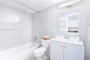 19201 Collins Ave, Sunny Isles Beach, FL 33160 - Photo 9