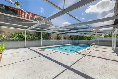 9610 SW 16th St, Miami, FL 33165 - Photo 35