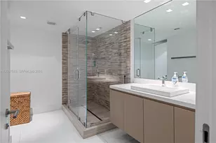 10155 Collins Ave, Bal Harbour, FL 33154 - Photo 25