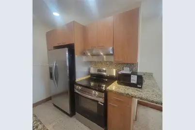 7400 Harding Ave #15, Miami Beach, FL 33141 - Photo 3