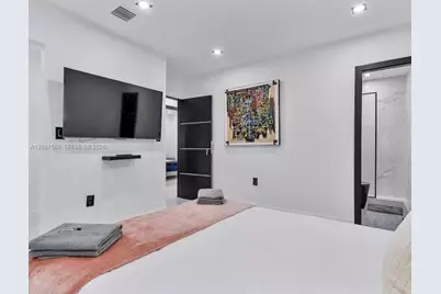 400 NW 40th St, Miami, FL 33127 - Photo 37