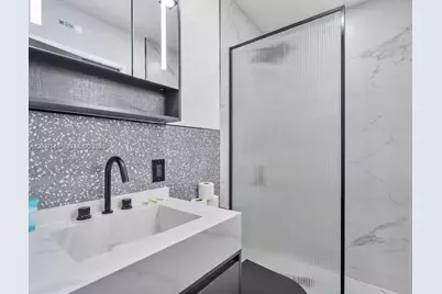 400 NW 40th St, Miami, FL 33127 - Photo 39