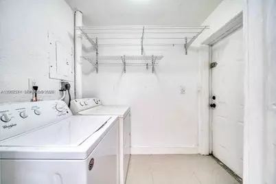 1200 NW 102nd St #1202, Miami, FL 33147 - Photo 15
