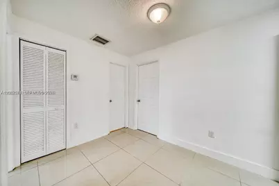 1200 NW 102nd St #1202, Miami, FL 33147 - Photo 9