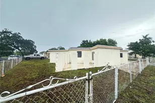 2348 NW 15th St, Fort Lauderdale, FL 33311 - Photo 3