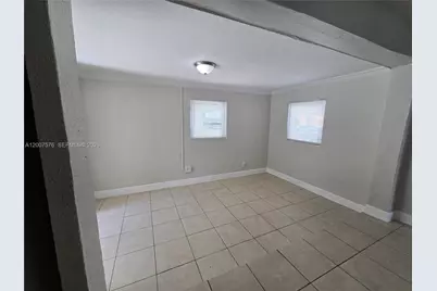 2348 NW 15th St, Fort Lauderdale, FL 33311 - Photo 9