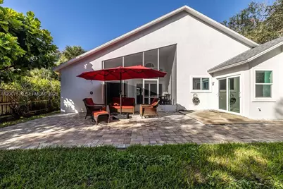 9330 Seagrape Dr, Vero Beach, FL 32963 - Photo 43