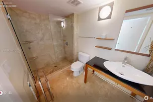 31 SE 5th St, Miami, FL 33131 - Photo 21