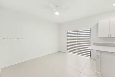23210 SW 133rd Ct, Homestead, FL 33032 - Photo 7
