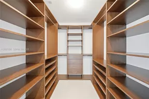 1100 Biscayne Blvd, Miami, FL 33132 - Photo 21