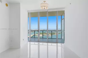 1100 Biscayne Blvd, Miami, FL 33132 - Photo 3