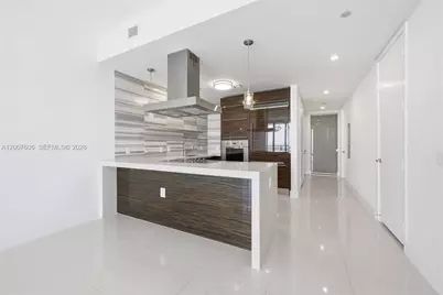 1100 Biscayne Blvd #4402, Miami, FL 33132 - Photo 9