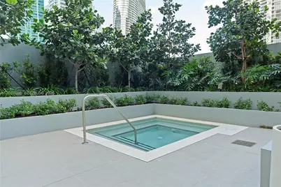 77 SE 5th St. #1510, Miami, FL 33131 - Photo 41