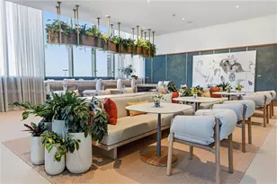 77 SE 5th St, Miami, FL 33131 - Photo 35