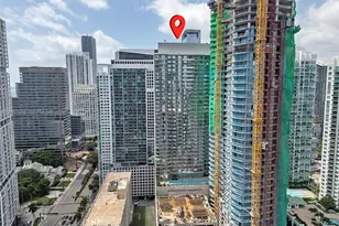 77 SE 5th St, Miami, FL 33131 - Photo 3