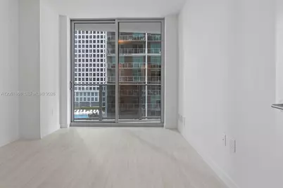 77 SE 5th St. #1510, Miami, FL 33131 - Photo 19