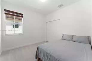 2284 NW 130th St, Miami, FL 33167 - Photo 17