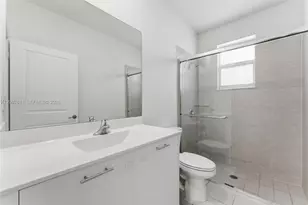 2284 NW 130th St, Miami, FL 33167 - Photo 11