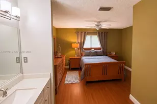 10901 SW 113th Pl, Miami, FL 33176 - Photo 15