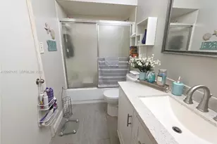 10901 SW 113th Pl, Miami, FL 33176 - Photo 13