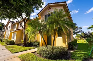 6051 SW 19th Pl, North Lauderdale, FL 33068 - Photo 27