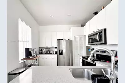 1901 Cedar Ct, Weston, FL 33327 - Photo 7