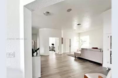 1901 Cedar Ct, Weston, FL 33327 - Photo 3